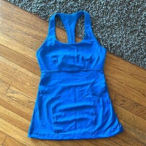 Lululemon Athletica T Back Power Up Tank in Beaming Blue Size 6